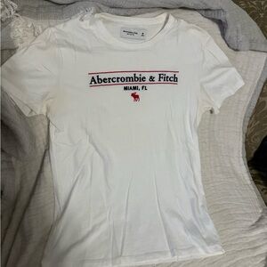 Abercrombie & Fitch White Soft Tee